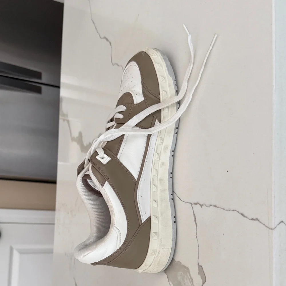 Valentino Garavani Cream and Brown/Green Casual Sneakers Size 10 - Picture 7 of 9